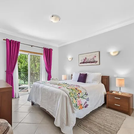 Apartmán Boavista Lakeview Golf & Pool Retreat *