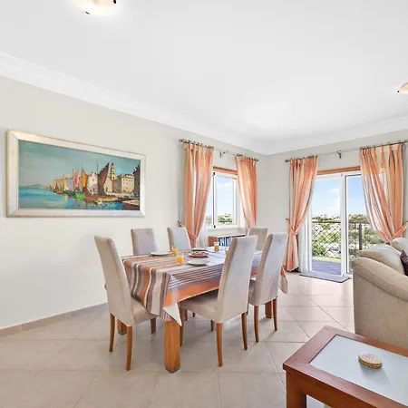 Boavista Lakeview Golf & Pool Retreat Apartmán