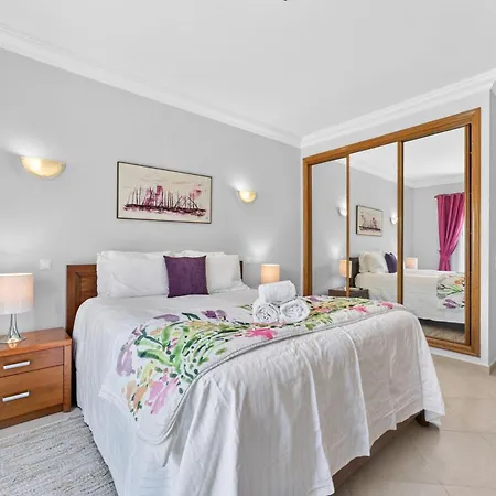 Boavista Lakeview Golf & Pool Retreat Apartmán *