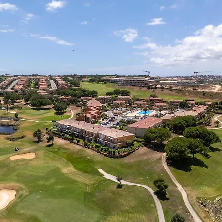 Boavista Lakeview Golf & Pool Retreat Apartmán