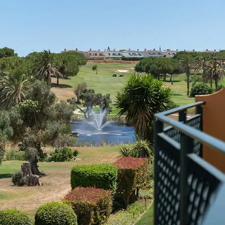 Boavista Lakeview Golf & Pool Retreat Apartmán