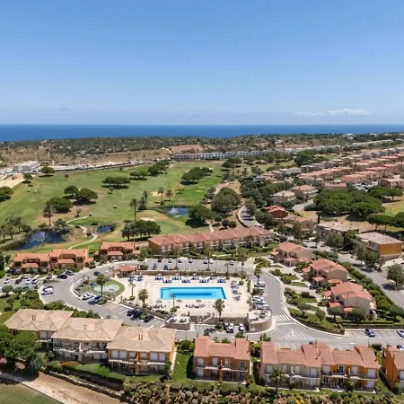 Appartamento Boavista Lakeview | Golf & Pool Retreat